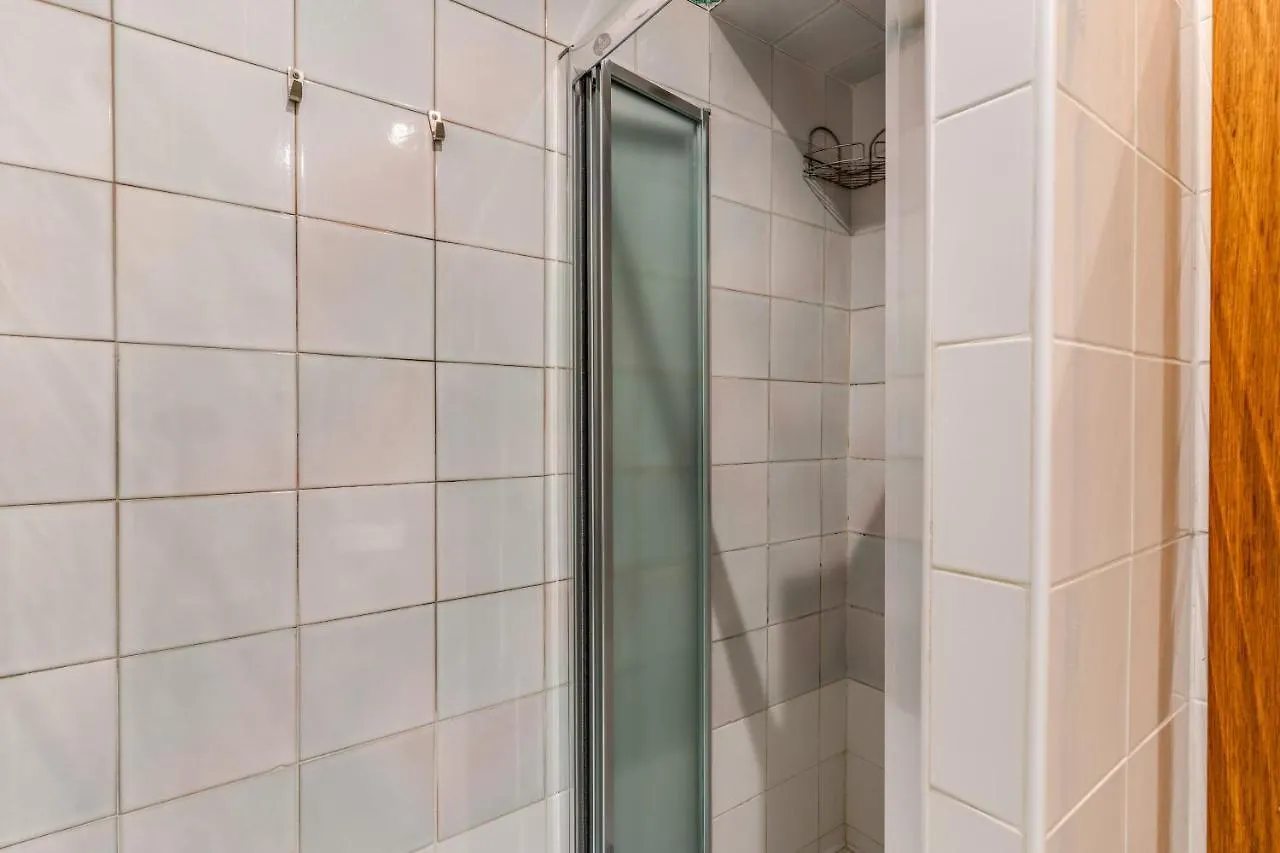 Apartamento Lovely Flat By The Trevi Fountain Roma 0*,  Italia