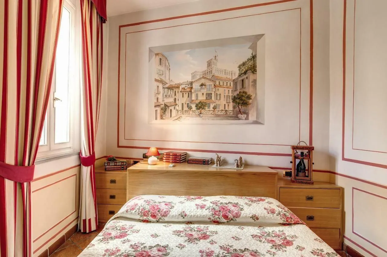 Apartamento Lovely Flat By The Trevi Fountain Roma Italia
