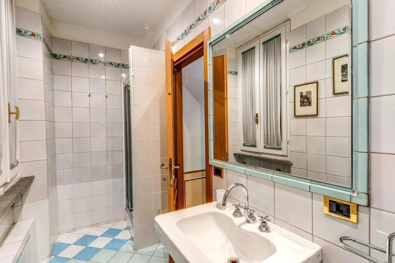 Lovely Flat By The Trevi Fountain Apartment Rome Italy